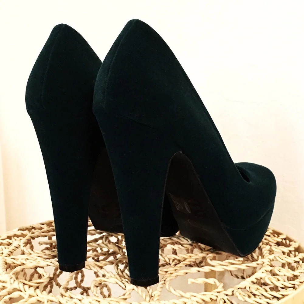 Qupid Dark Teal Velvet Platform Pumps